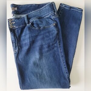 Torrid Super Soft Jeggings Denim Blue Jeans Plus Size 24R Feel The Fit